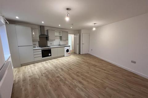 2 bedroom flat to rent, Beaufort Road, Staple Hill, BS16