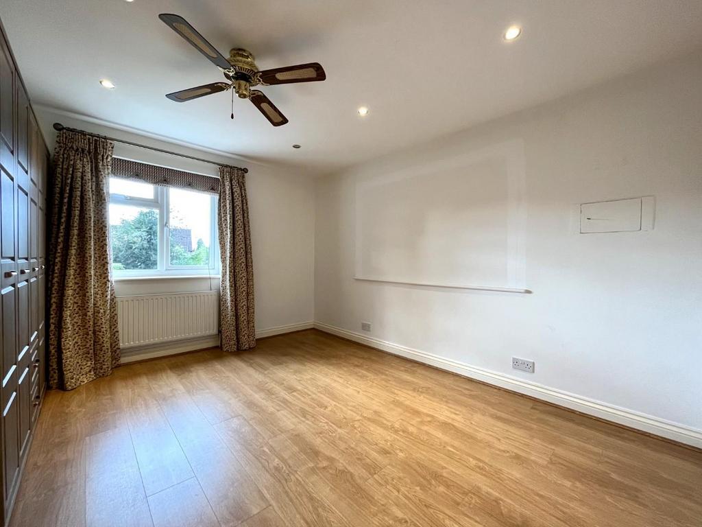 Bedroom 1 Aspect 2
