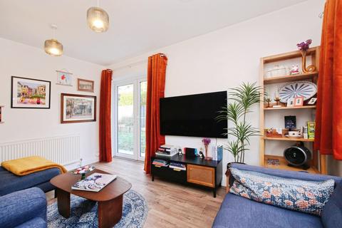 4 bedroom semi-detached house for sale, Hamilton Way, North Yorkshire YO24