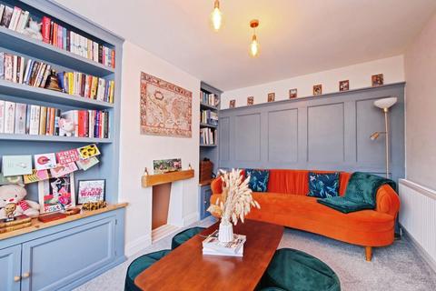 4 bedroom semi-detached house for sale, Hamilton Way, North Yorkshire YO24