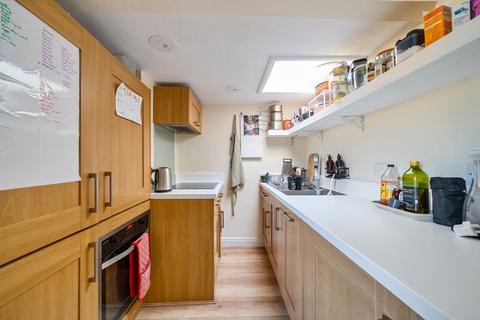 2 bedroom flat for sale, Agamemnon Road, West Hampstead, London, NW6