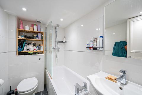 2 bedroom flat for sale, Agamemnon Road, West Hampstead, London, NW6