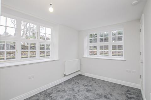 2 bedroom flat to rent, Meadway Court, Meadway, Hampstead Garden Suburb, NW11