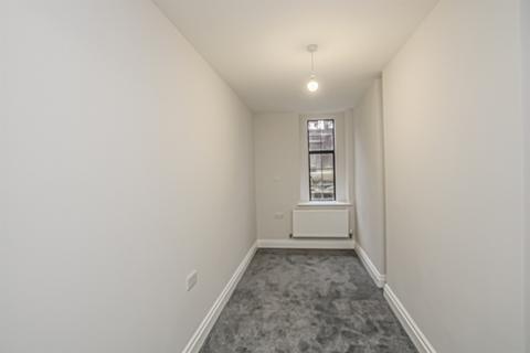 2 bedroom flat to rent, Meadway Court, Meadway, Hampstead Garden Suburb, NW11