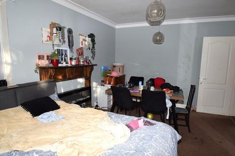 undefined, The Ridings, Ealing, W5