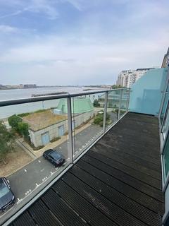 2 bedroom flat to rent, Royal Arsenal, London, SE18