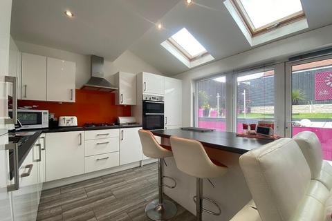 3 bedroom detached house for sale, Hearth Close, Dudley DY2