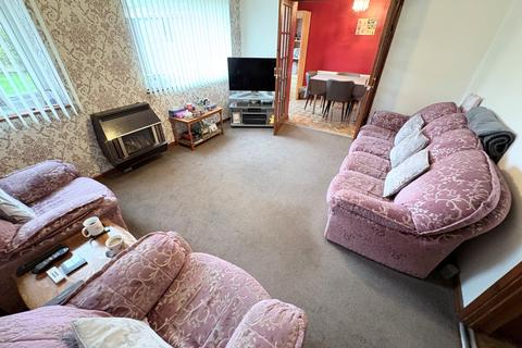 4 bedroom semi-detached house for sale, Hayling Avenue, Little Paxton, PE19 6HG