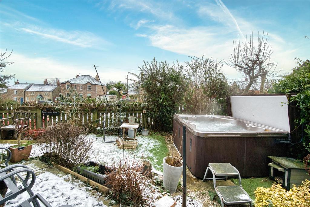 Rear Garden  .jpg