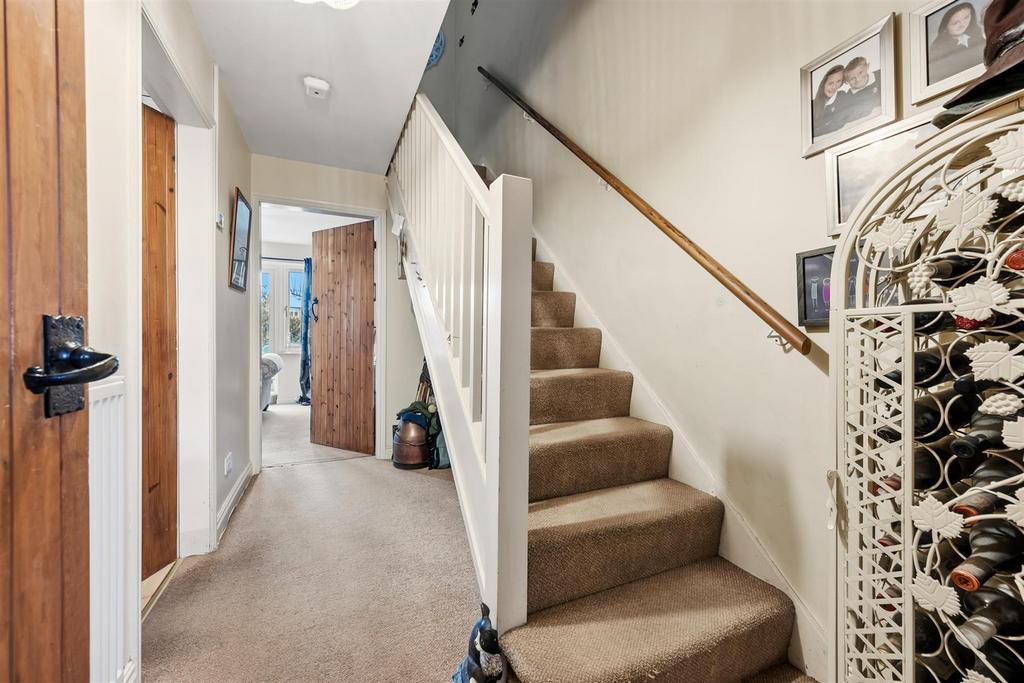 Entrance Hallway.jpg