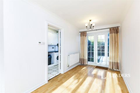 undefined, Tapestry Close, SM2