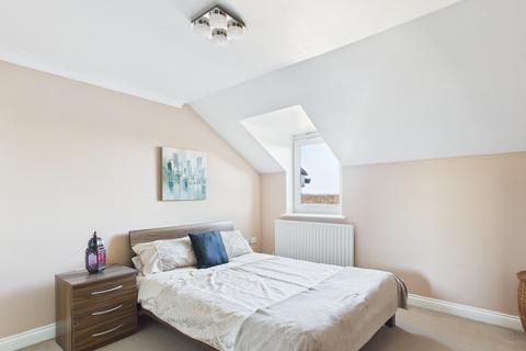 2 bedroom flat to rent, Bastins Close, Southampton SO31