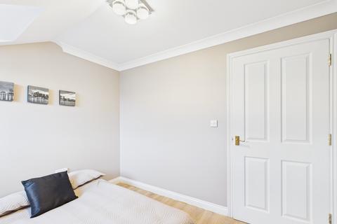 2 bedroom flat to rent, Bastins Close, Southampton SO31