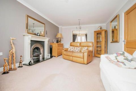 3 bedroom detached house for sale, De Saumarez Drive, Barham IP6 0SN