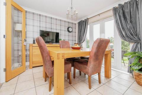 3 bedroom detached house for sale, De Saumarez Drive, Barham IP6 0SN
