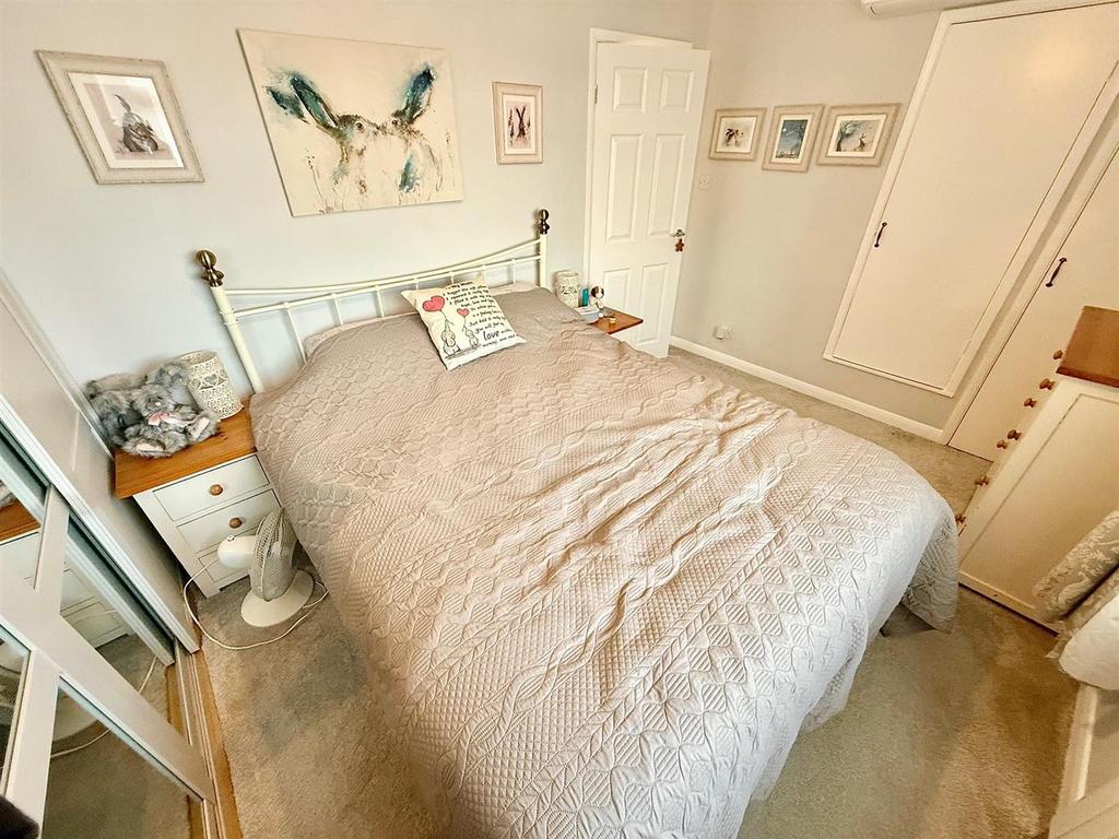 Bed 1