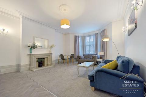 2 bedroom flat for sale, Earls Avenue, Folkestone CT20