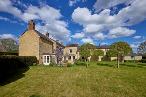 7 bedroom detached house for sale, Court Farm House, Fritwell, Oxfordshire OX27