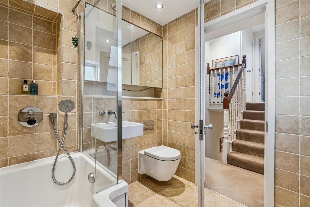 FOR SALE - Duke Road, W4