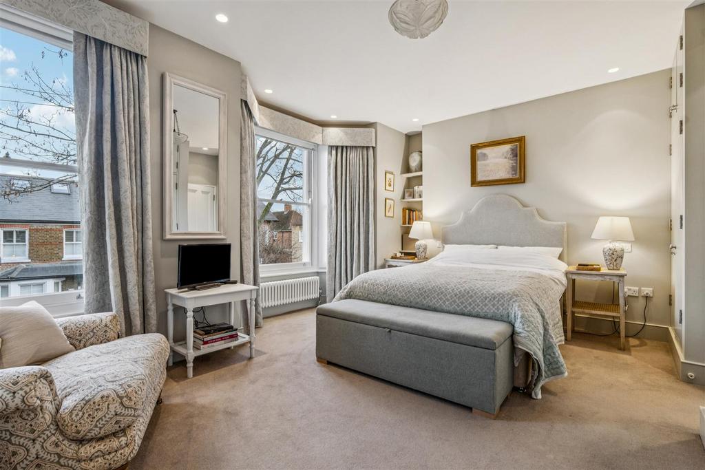 FOR SALE - Duke Road, W4
