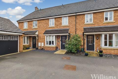 3 bedroom terraced house for sale, Red Kite View, Buckingham MK18