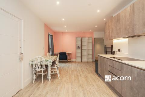 2 bedroom flat to rent, 8 Valley Road Brockley SE14