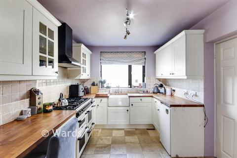 4 bedroom semi-detached house for sale, Hartley Road, Tonbridge TN17
