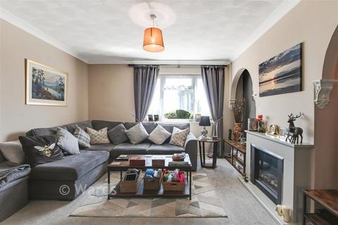 4 bedroom semi-detached house for sale, Hartley Road, Tonbridge TN17