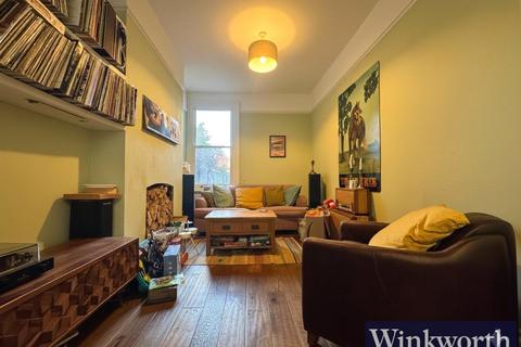 3 bedroom terraced house to rent, Vaughan Road, Harrow, Middx, HA1