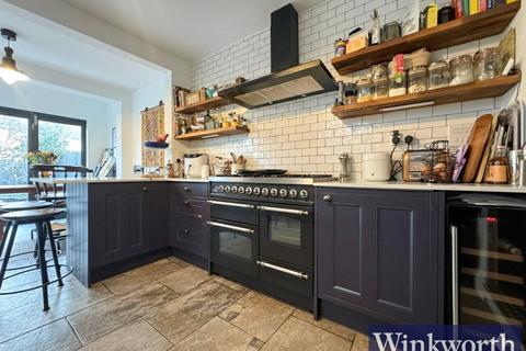 3 bedroom terraced house to rent, Vaughan Road, Harrow, Middx, HA1