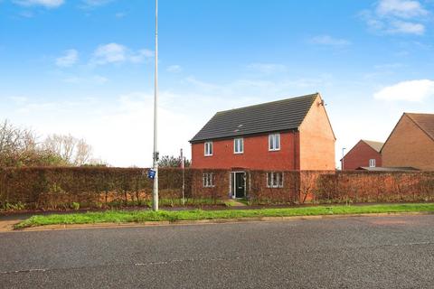 5 bedroom detached house for sale, Manor Drive, Peterborough PE4