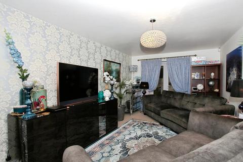 5 bedroom detached house for sale, Manor Drive, Peterborough PE4