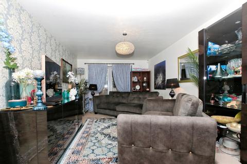 5 bedroom detached house for sale, Manor Drive, Peterborough PE4