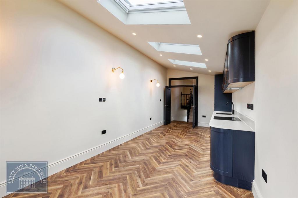 Lonsdale Road 029.jpg