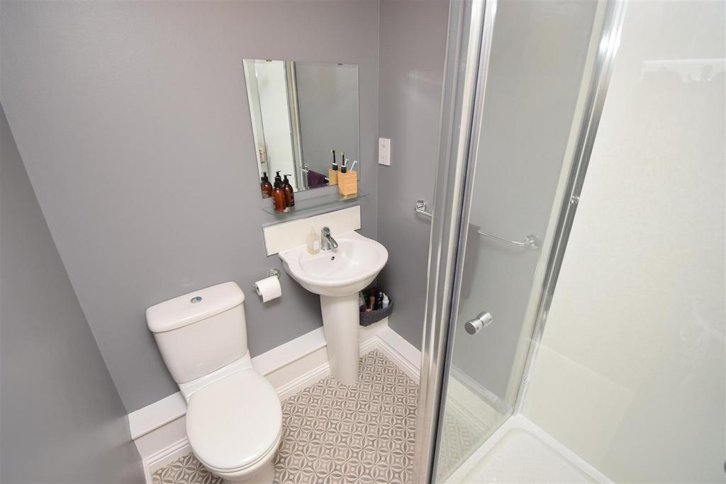 Bedroom one en suite shower room.jpg