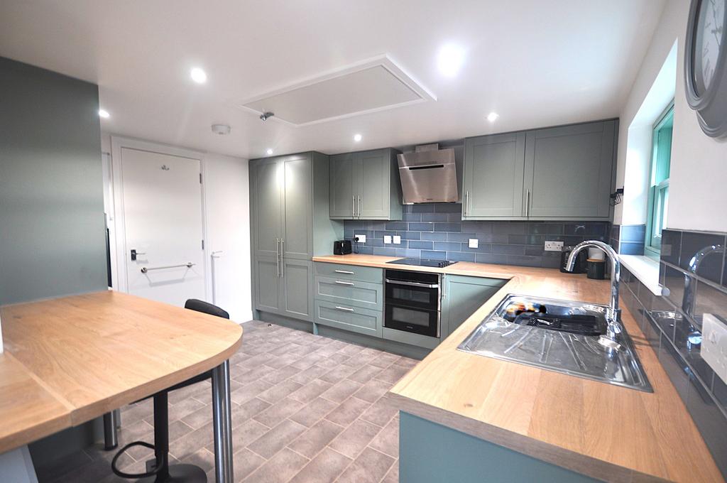 Kitchen Reverse.JPG