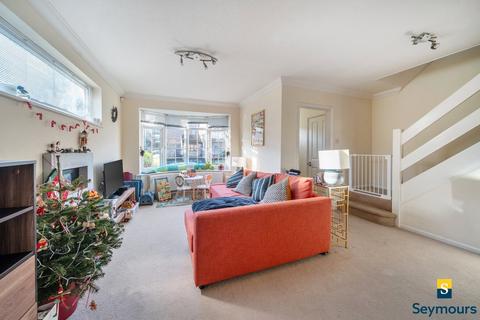 3 bedroom end of terrace house for sale, Sandalwood, Surrey GU2