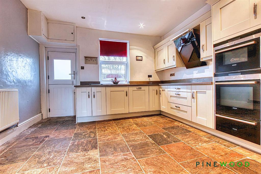 Kitchen diner