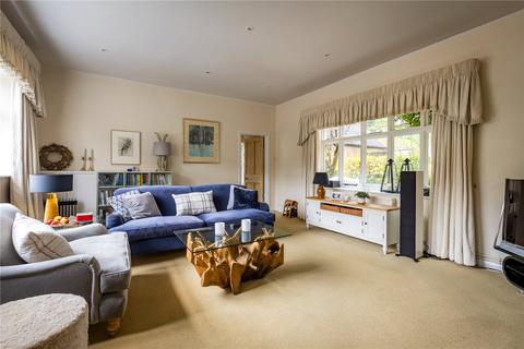 2 bedroom detached house to rent, The Street, Albury, Guildford, Surrey, GU5