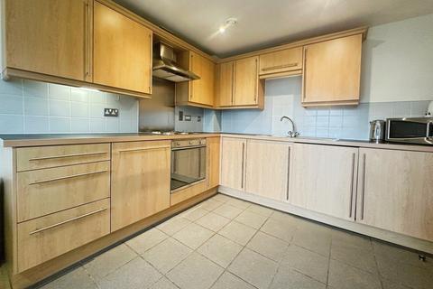 1 bedroom flat to rent, City Walk, Leeds, West Yorkshire, LS11