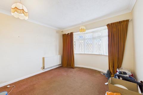 3 bedroom detached bungalow for sale, Harmsworth Gardens, Broadstairs, CT10