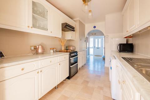 3 bedroom terraced house for sale, Great Spenders, Basildon SS14