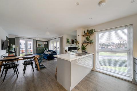 2 bedroom flat for sale, Stoney Lane, Winchester, Hampshire, SO22