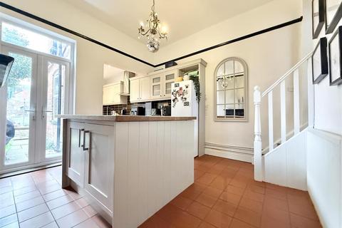 4 bedroom terraced house for sale, Duncan Road, Aylestone LE2