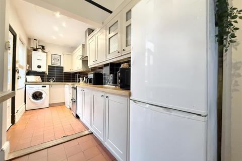 4 bedroom terraced house for sale, Duncan Road, Aylestone LE2