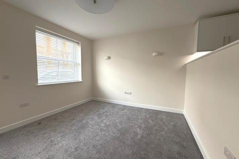 1 bedroom flat to rent, Rock Avenue, Gillingham,