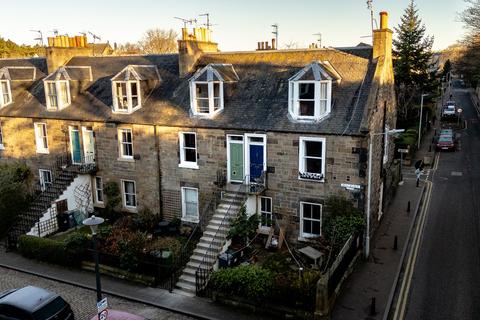 Bell Place, Edinburgh EH3
