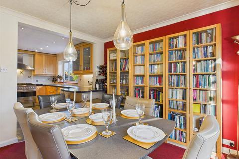 4 bedroom detached house for sale, Park Road, Welton