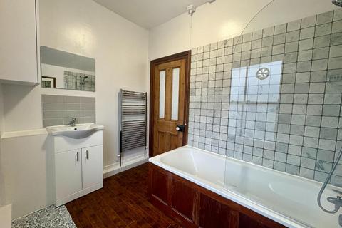 1 bedroom flat to rent, Braxfield Road, Brockley, London, SE4