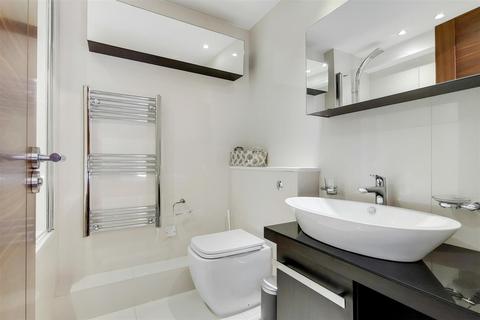 3 bedroom apartment to rent, St John's Wood Park, London, NW8